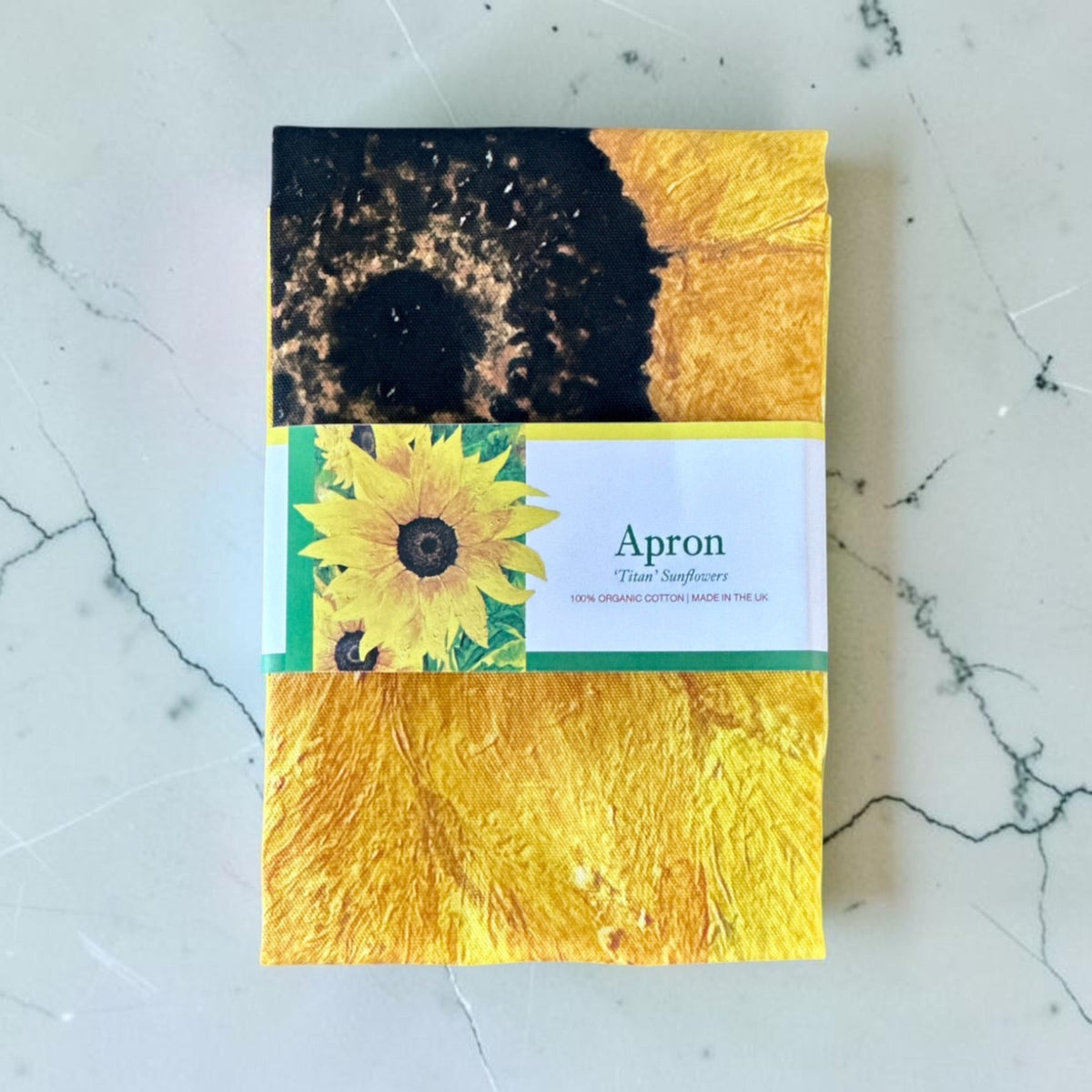 Apron 'Titan' Sunflower