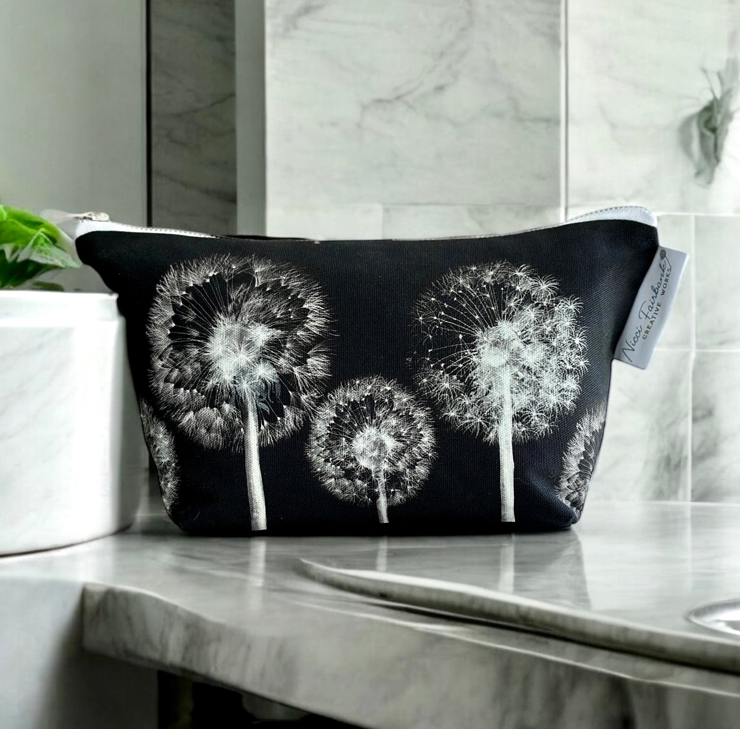 Dandelion Clock Washbag